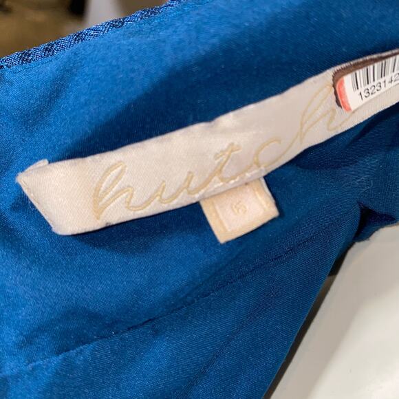 RTR Hutch Teal Satin Cross Back High Low Gown Size 6 - Picture 8 of 8